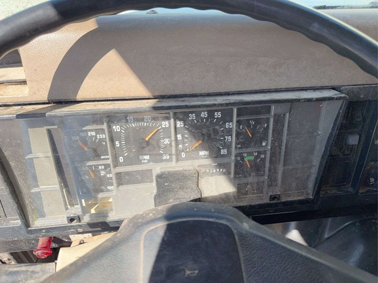 1991-international-4900-image-50