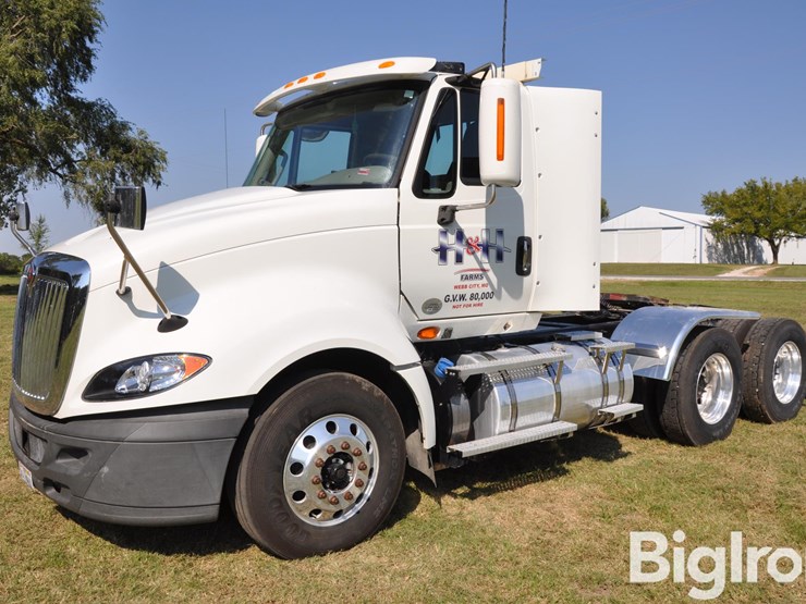 2016-international-prostar-image-1