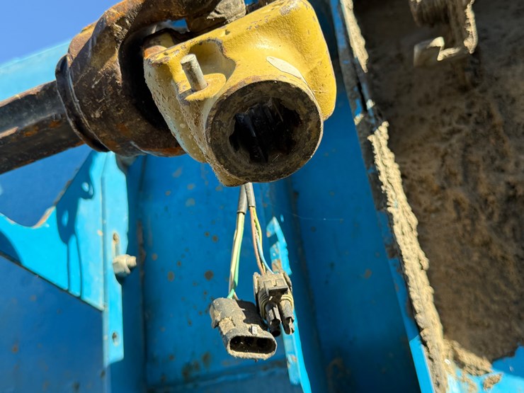 #63-•-shelbourne-reynolds-30’-platform-header-w/-trailer-3332846-inv#29012-image-22