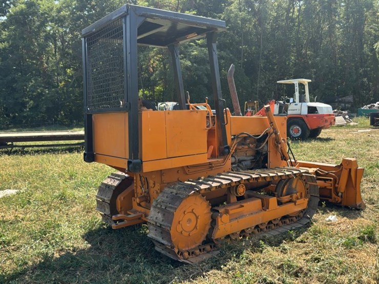 1979-case-450b--image-9