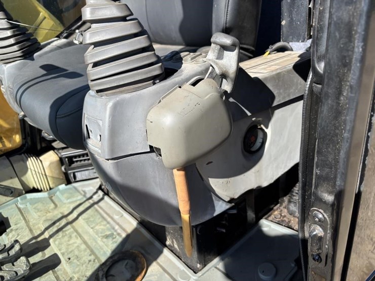 2010-caterpillar-308d-cr-image-31