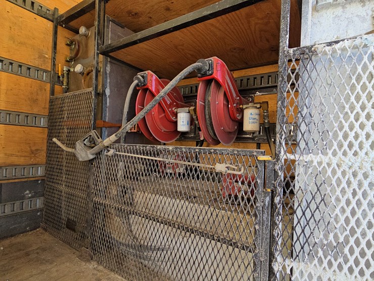 #22329-•-2014-freightliner-m2-106-box-truck-image-99