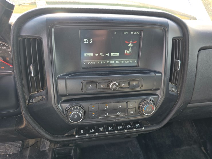 2017-gmc-sierra-3500-image-53