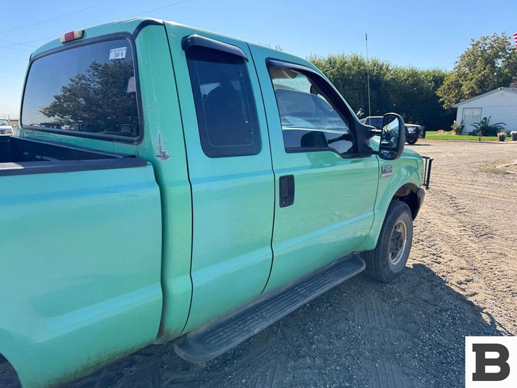 2004-ford-f350-image-22