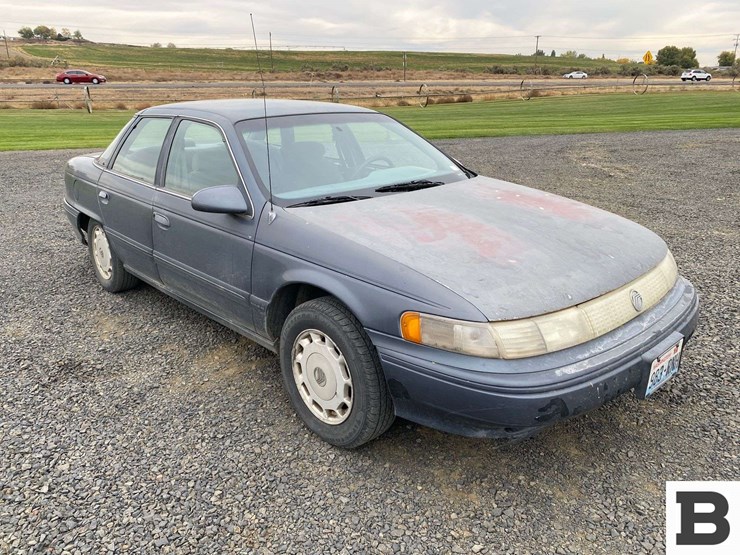 1994-mercury-sable-sedan-image-7
