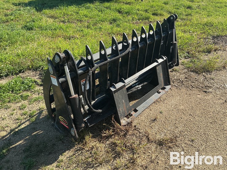 attachments-direct-/-quick-attach-84”-skid-steer-root-grapple-image-7