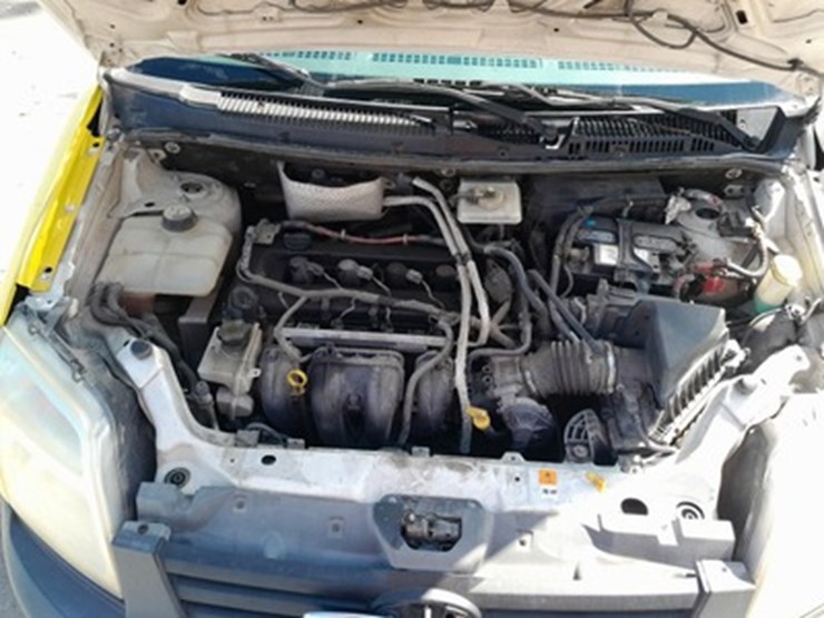 2010-ford-transit-connect-image-8