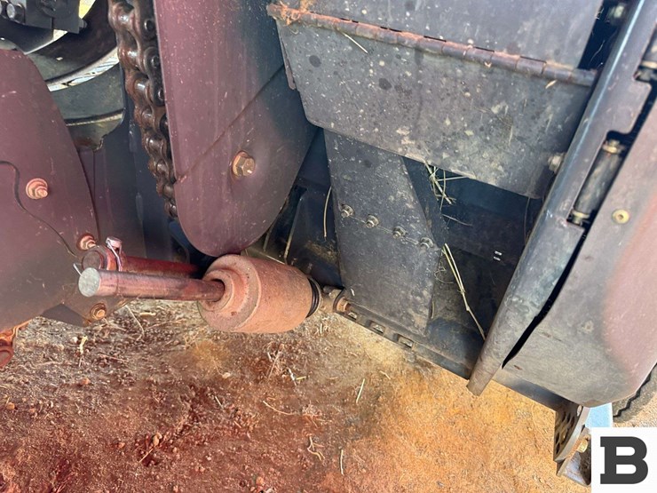 2012-massey-ferguson-2190-image-52