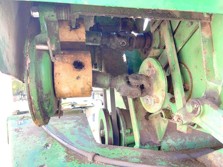 john-deere-1219-image-32