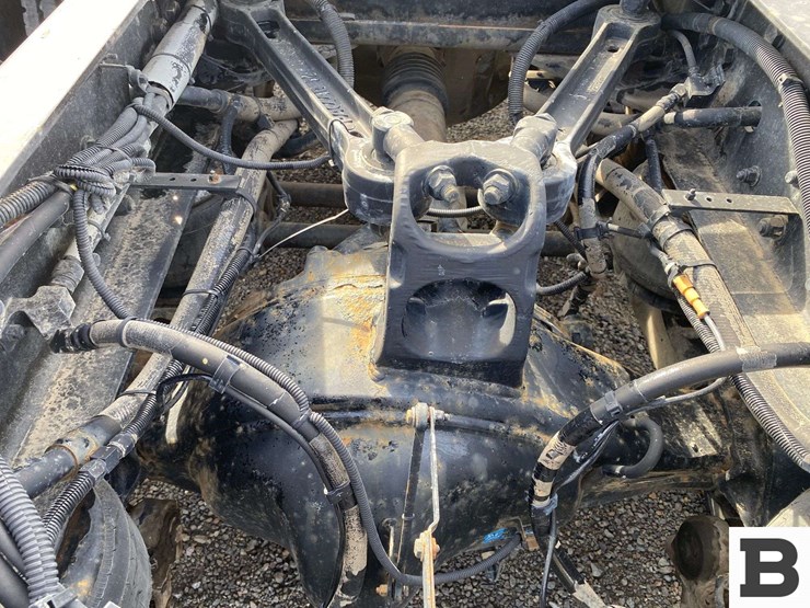 2013-kenworth-t800-image-34