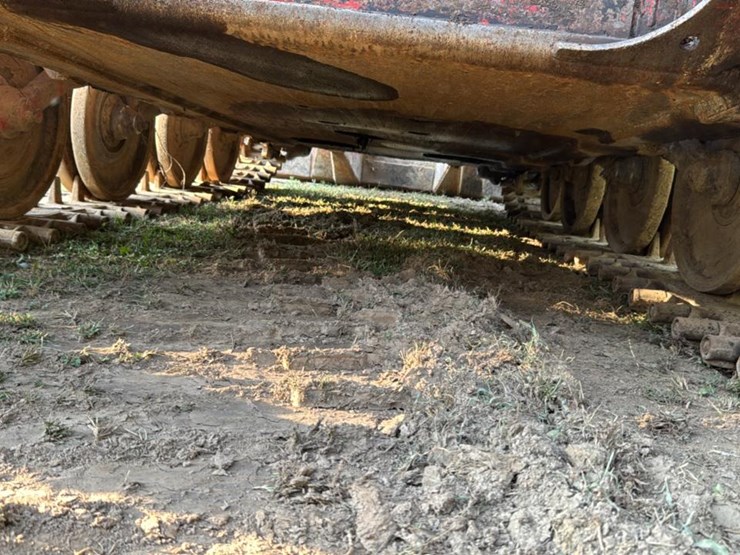 #1752-•-2013-kmc-210ca-track-skidder-image-41