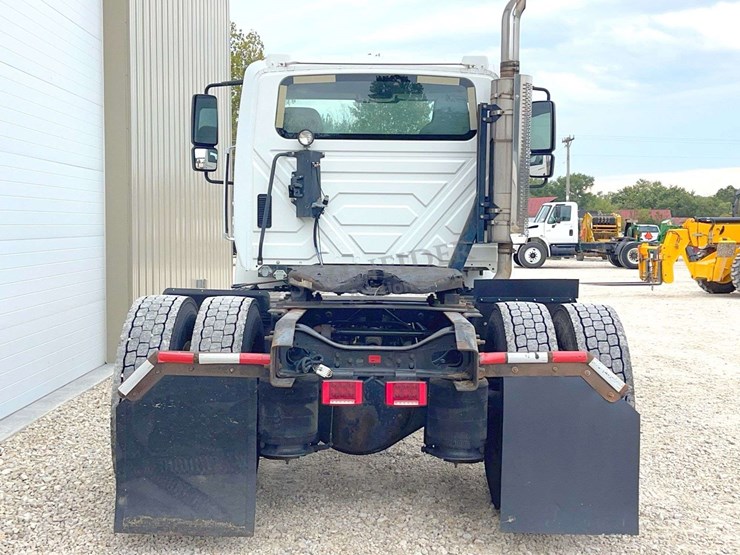 2007-international-durastar-4400-image-7