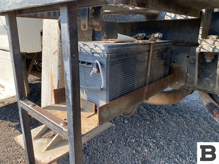 1985-ford-f800-image-14