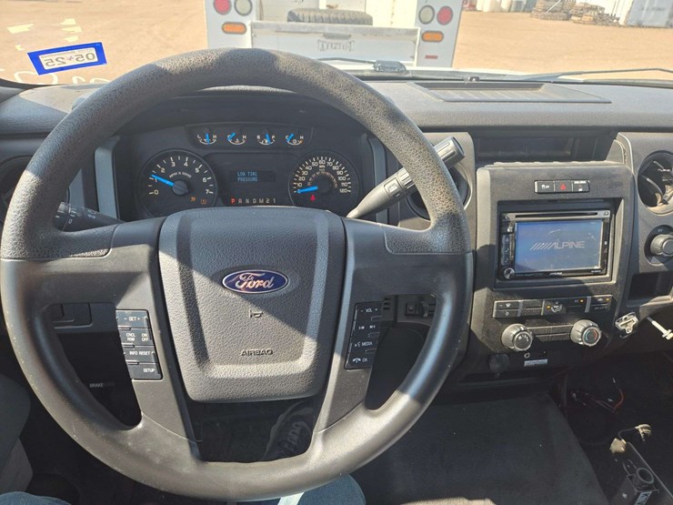 2013-ford-f150-xl-image-17