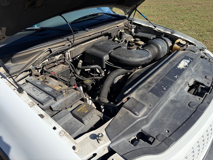 2002-ford-expedition-image-23