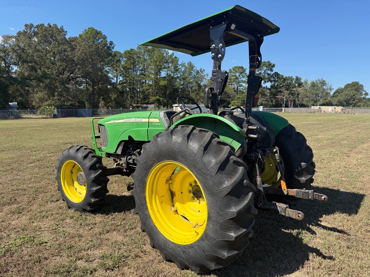 john-deere-5425-image-3