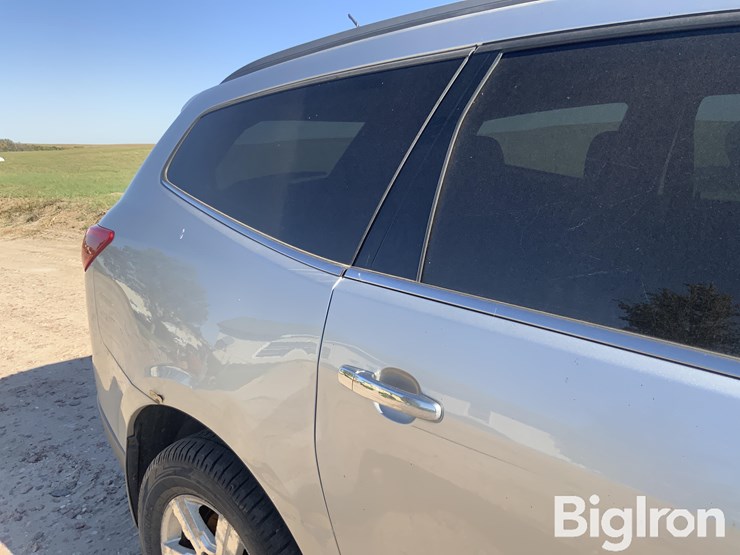 2012-chevrolet-traverse-image-19