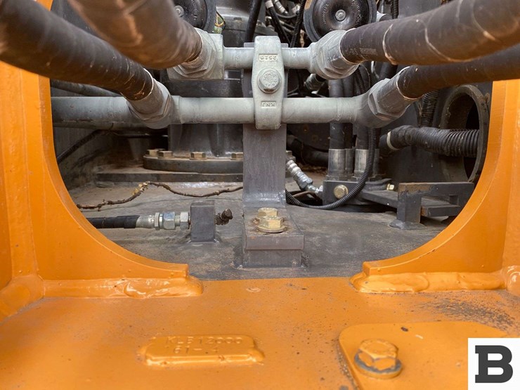 2016-case-cx160d-image-28