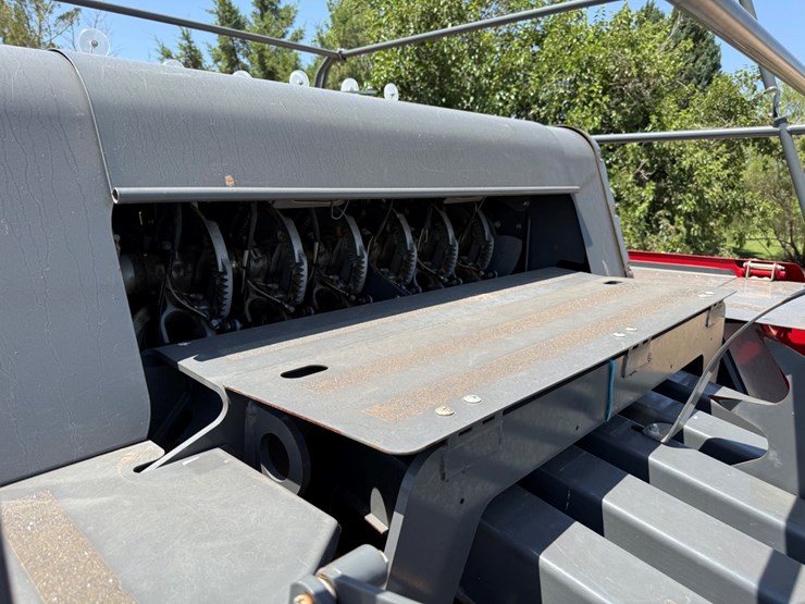 2022-massey-ferguson-2270xd-image-16