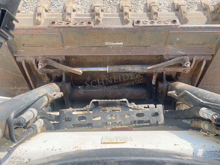 2019-bobcat-t770-image-34