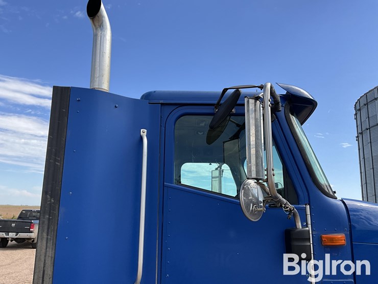 2004-international-9200i-image-20