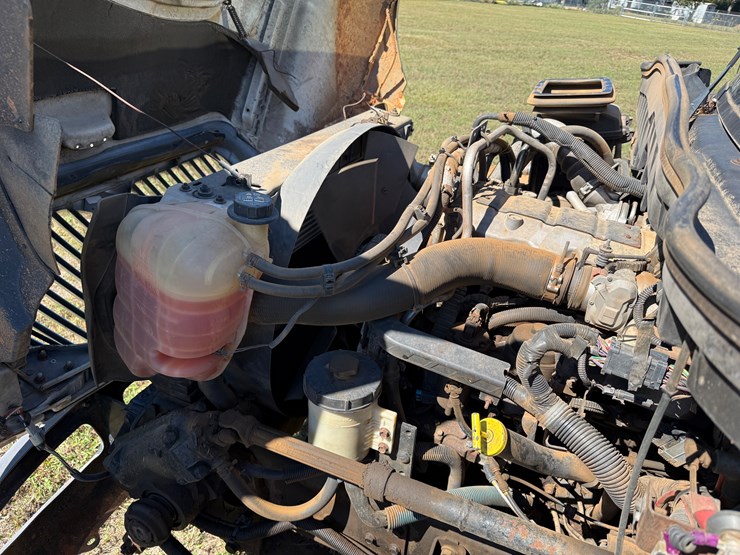 2013-international-durastar-4300-image-27