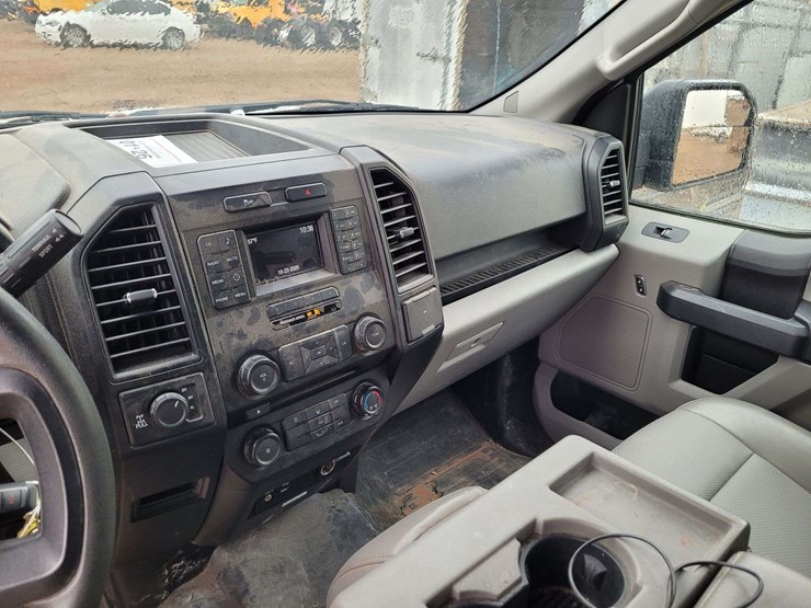 2015-ford-f150-lariat-image-10