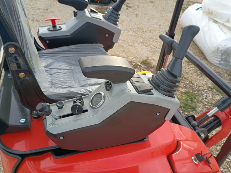 #l57-007-•-2025-tpm-16-mini-excavator-(gasoline)-image-13