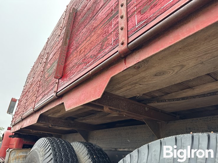 1971-international-loadstar-image-17