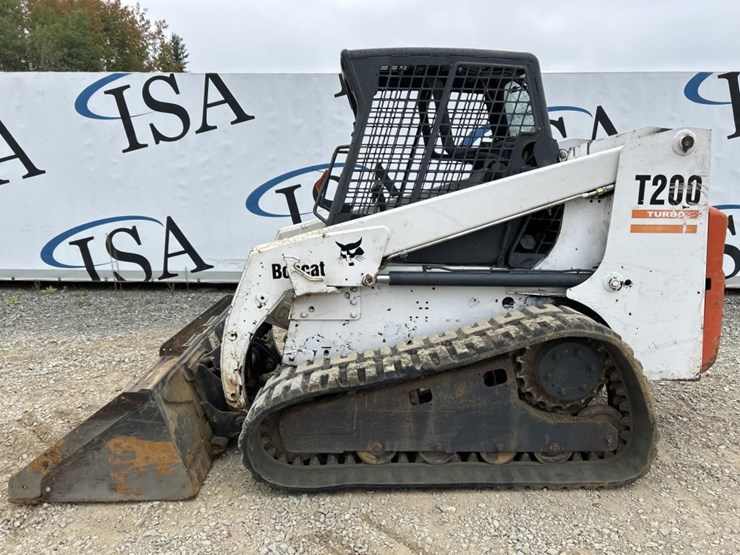bobcat-t200-image-2