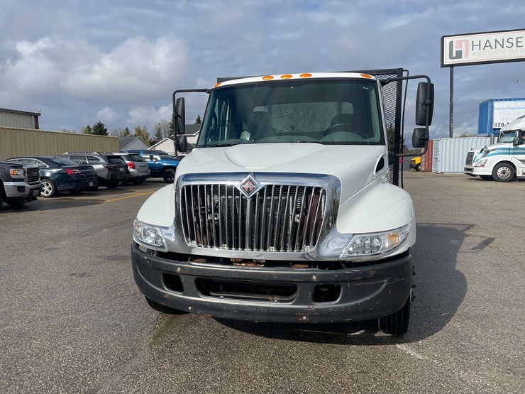 2003-international-durastar-4300-image-2