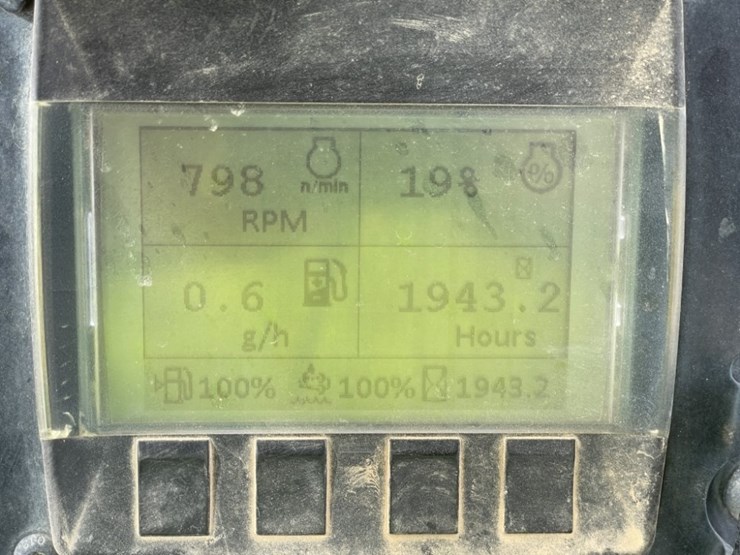 2018-caterpillar-cp56b-image-19