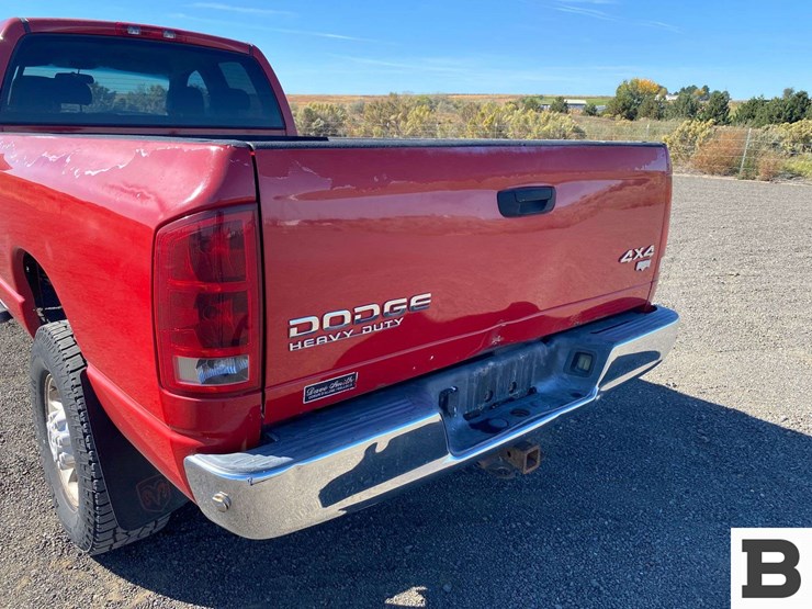 2004-dodge-ram-3500-image-19