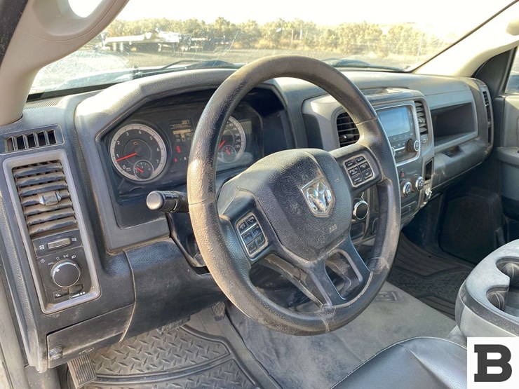 2018-ram-1500-pickup-image-29