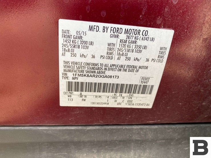 2016-ford-explorer-image-25