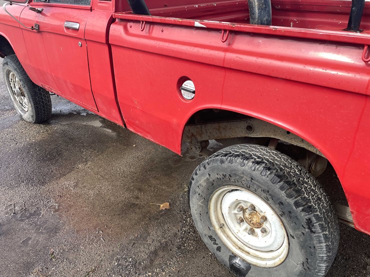 #1374-•-1976-chevrolet-luv-4x4-(has-wi-title)-(of)-image-32