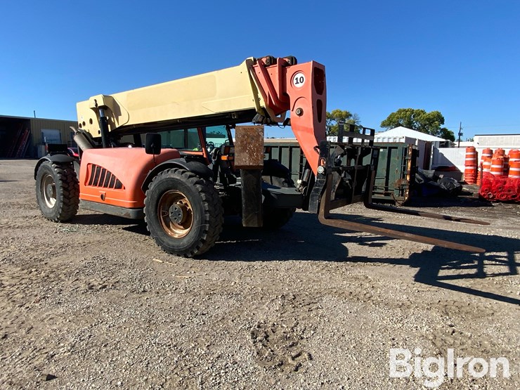 2009-jlg-g10-55a-image-3