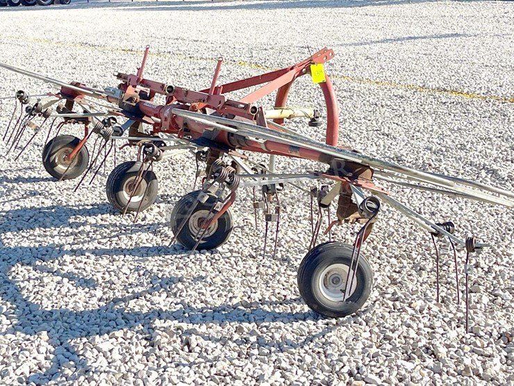 hesston-3717-image-5