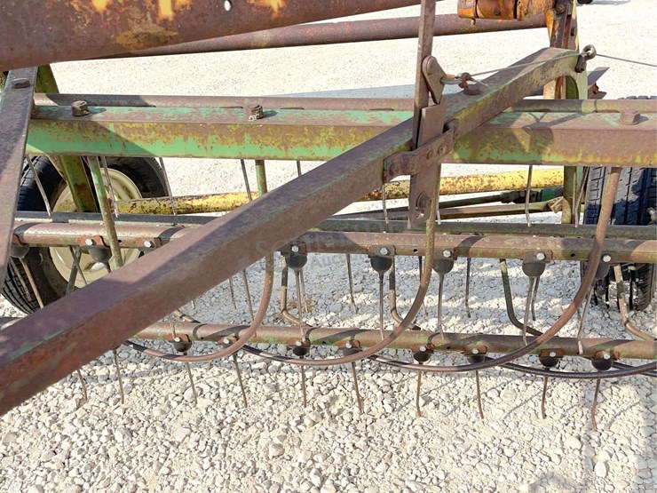 john-deere-640-image-12