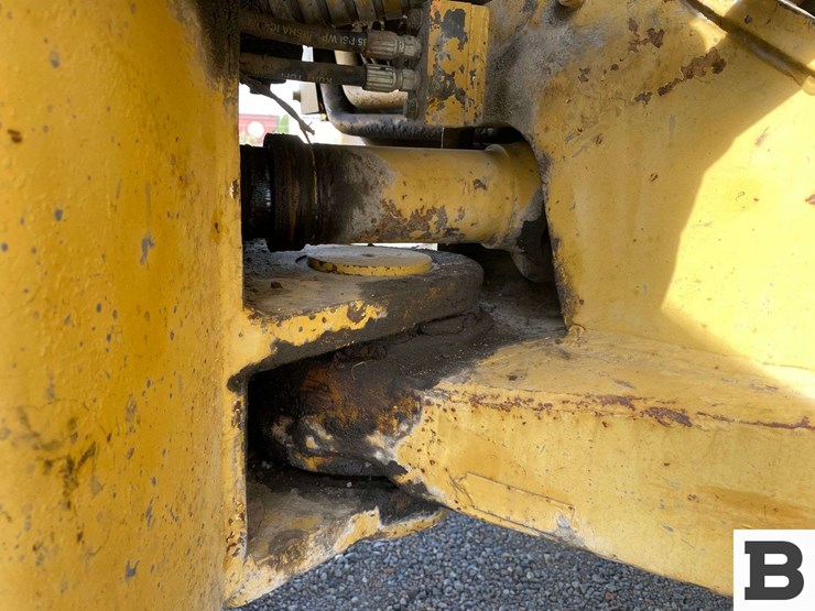 caterpillar-966c-image-24