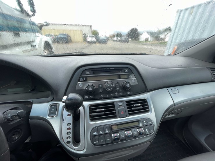 2009-honda-odyssey-image-76