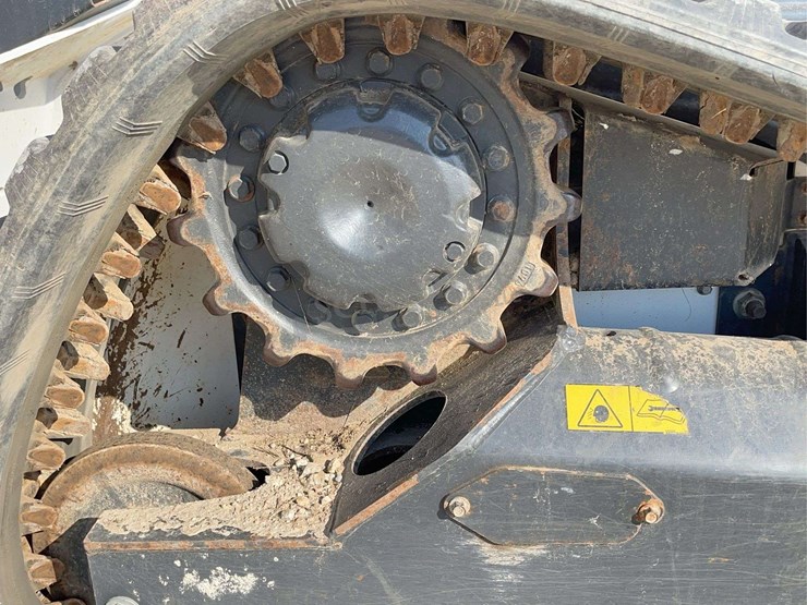 2022-bobcat-t66-image-15