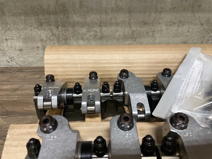 #8627-•-gm-lsx-roller-rockers-(prld)-image-4