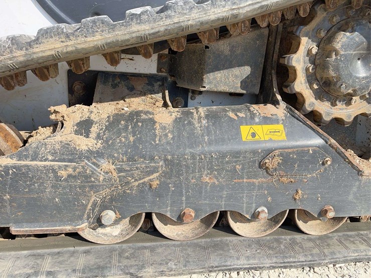 2022-bobcat-t66-image-40
