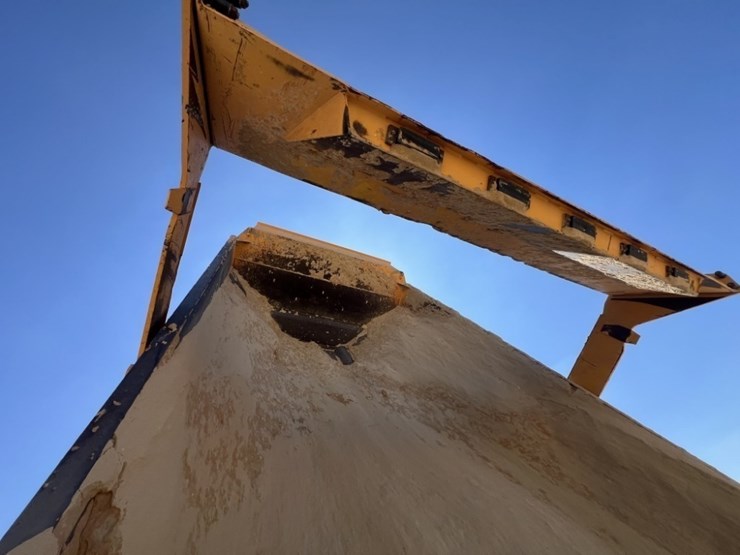 2021-volvo-a60h-image-71