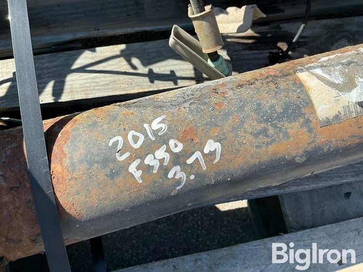 2015-ford-f350-image-17