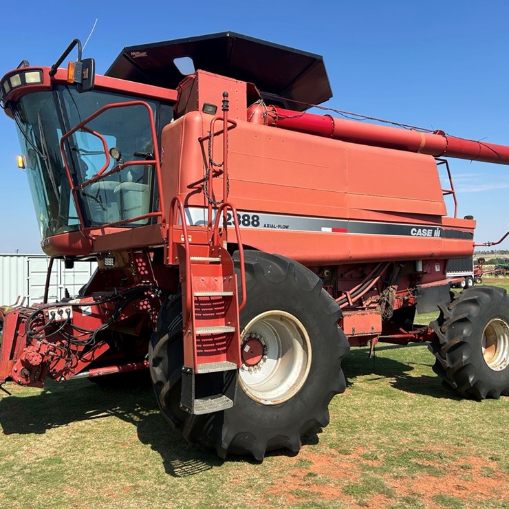 2004 CASE IH 2388