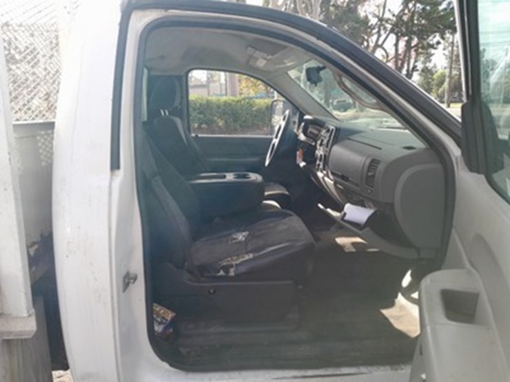 2009-chevrolet-silverado-2500hd-image-5