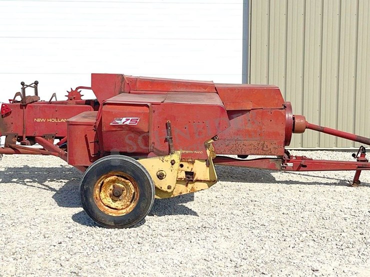 new-holland-275-image-3