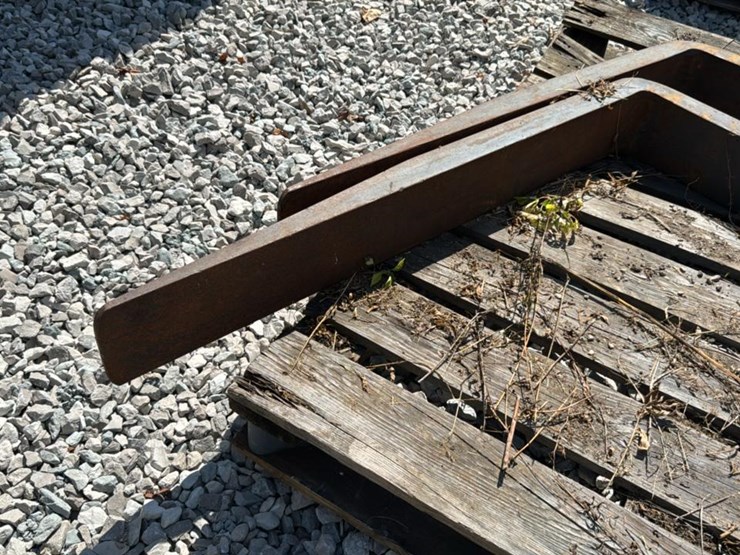 #2851-•-loader-forks-image-2